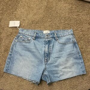 NWT Unpublished Jean shorts, size 27/28. Mid/low rise